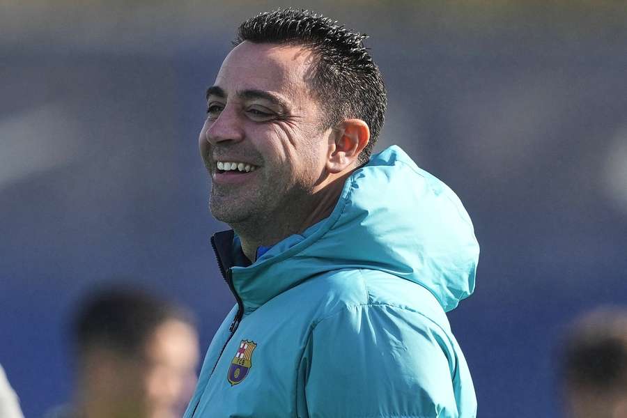 Barcelona-coach Xavi zou liefst meedoen tegen Real Madrid