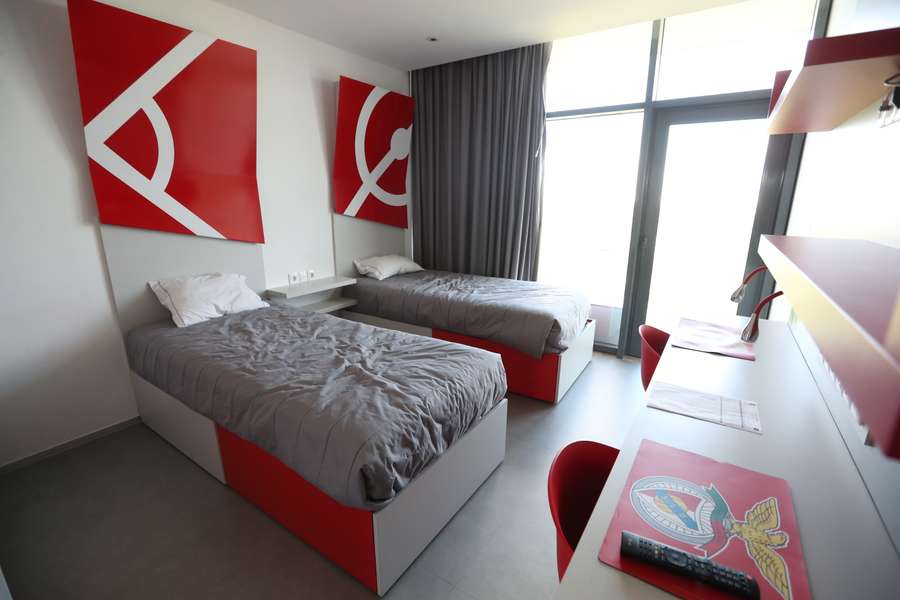 Una de las habitaciones en el Benfica Campus Una de las habitaciones en el Benfica Campus