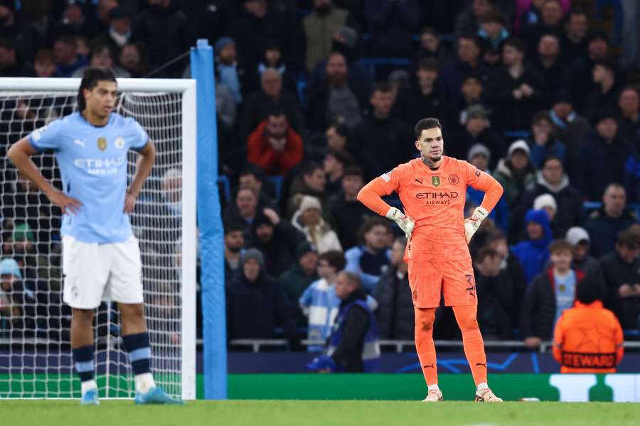 Ederson reacciona tras el gol del empate del Feyenoord