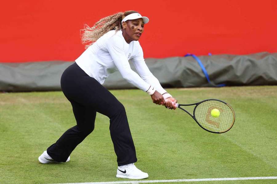 Serena Williamsová spojí síly s kanadskou kometou Victorií Mbokovou. Serena Williamsová spojí síly s kanadskou kometou Victorií Mbokovou.