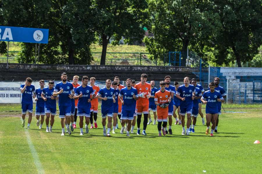Corvinul Hunedoara a început pregătirile pentru noul sezon