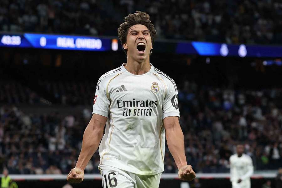 Gonzalo celebra su gol