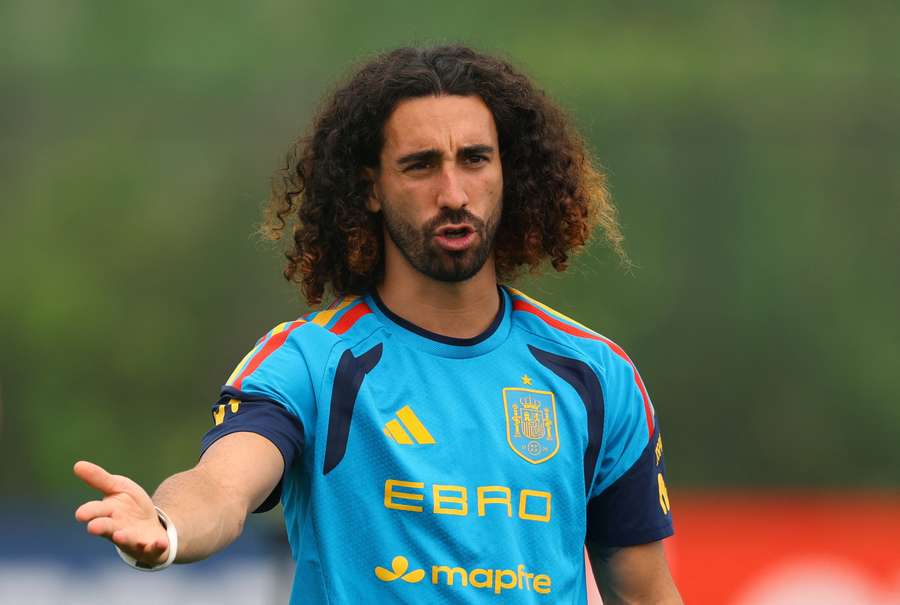 España, con Cucurella (en la foto), no presentó quejas formales sobre el entrenamiento en la zona de Nueva York / Nueva Jersey España, con Cucurella (en la foto), no presentó quejas formales sobre el entrenamiento en la zona de Nueva York / Nueva Jersey
