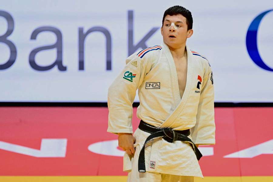 Romain Valadier-Picard ouvre le compteur bleu.