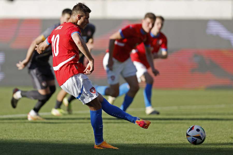 Schick opened the scoring from the penalty spot