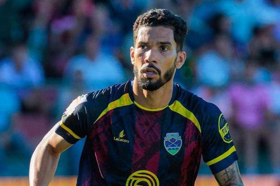 Paulo Victor vai jogar na Eslováquia