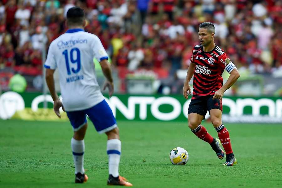 Diego Ribas despediu-se da carreira com uma derrota