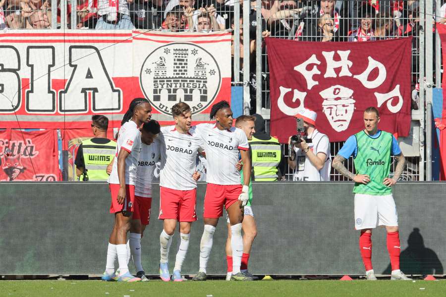 Fribourg a célébré sa victoire.