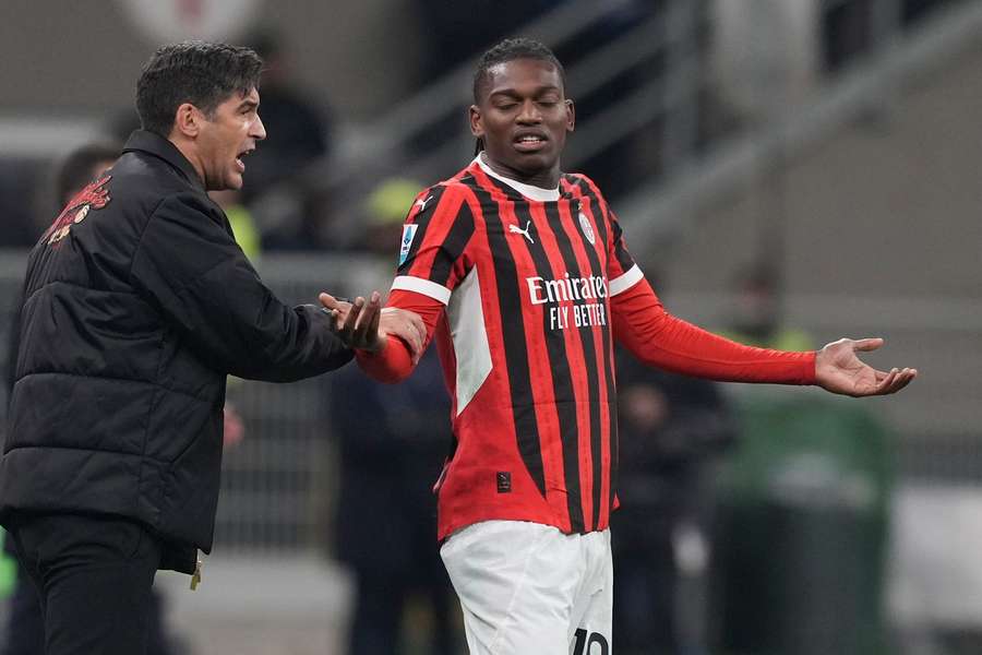 Leão a Fonseca zamestnávajú športové médiá.