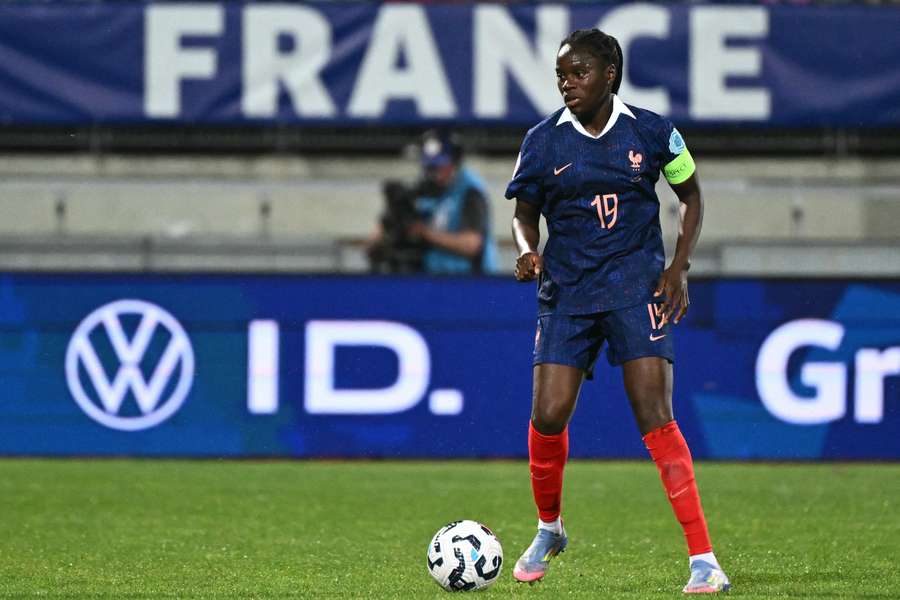 Laurent Bonadei acte le forfait de Griedge Mbock pour France-Angleterre