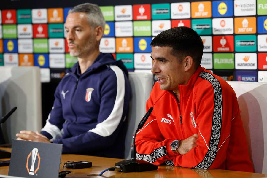 Víctor Gómez na conferência de imprensa