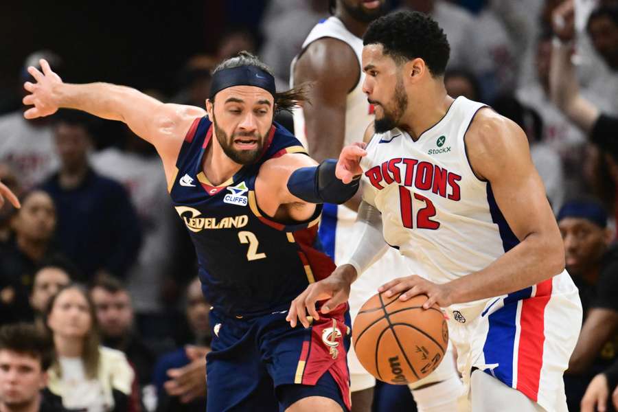 Los Cavs superaron a los Pistons
