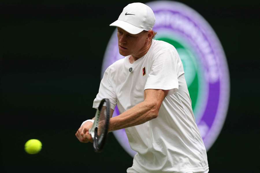 Sinner et Djokovic lancent lundi la quinzaine de Wimbledon