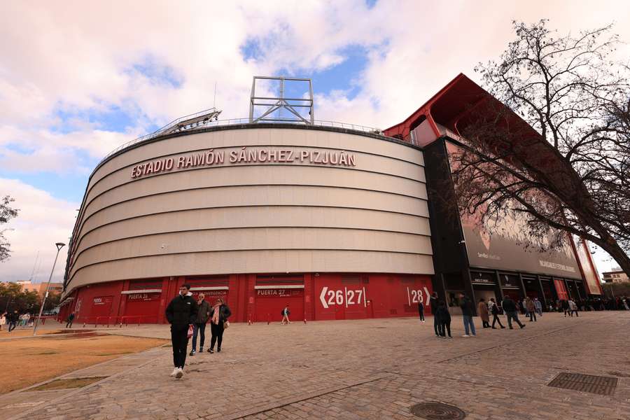 El Sánchez-Pizjuán abrirá sus puertas el domingo en vez de el sábado