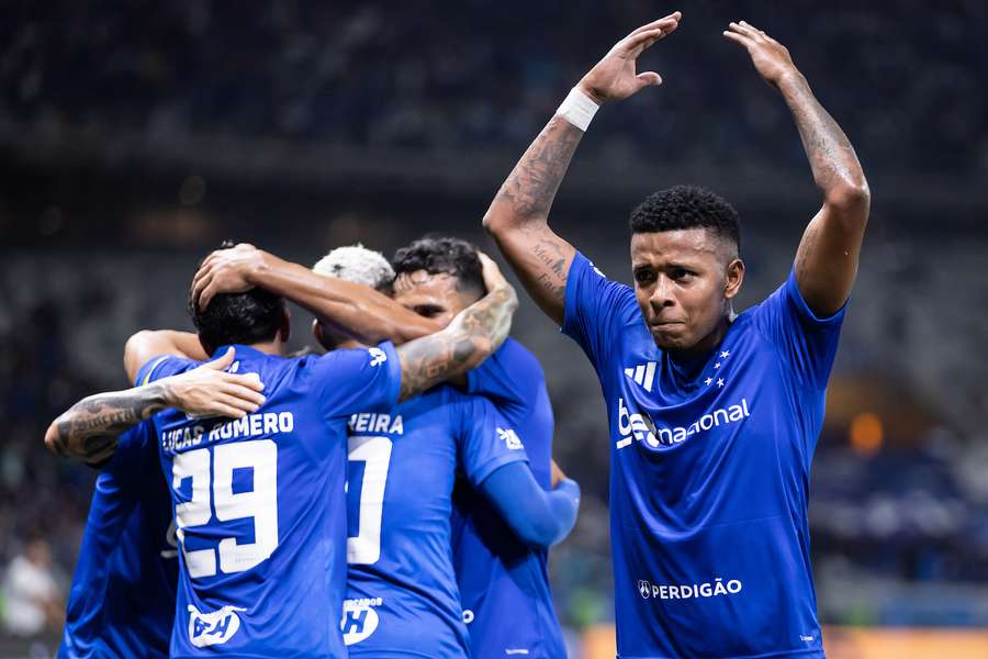 Cruzeiro celebra reação no Brasileirão