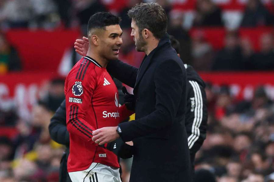 Sharpe says Man Utd are not "a million miles away" from a Premier League title race Sharpe says Man Utd are not "a million miles away" from a Premier League title race