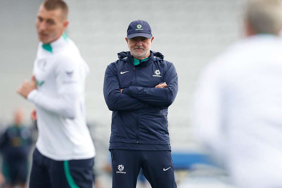 O técnico da Austrália, Graham Arnold.