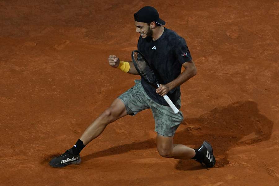 Cerundolo va juca finala de la Lyon