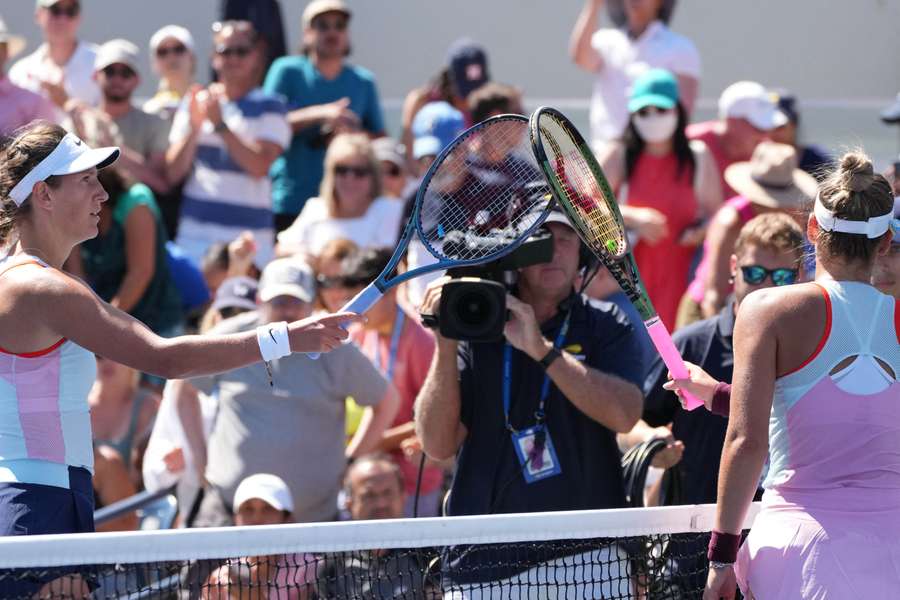 Victoria Azarenka and Marta Kostyuk don's shake hands in New York