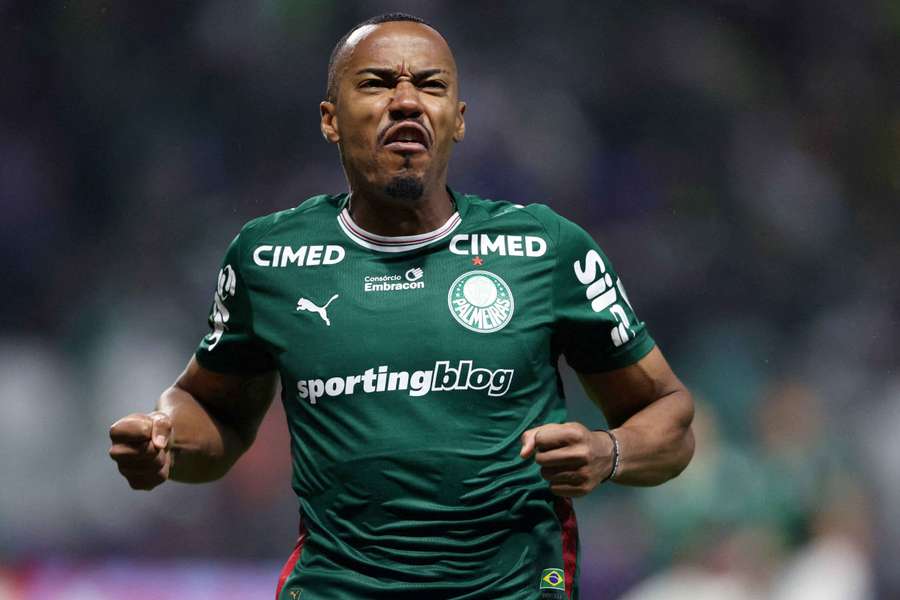 Marlon Freitas em ação pela Série A Marlon Freitas em ação pela Série A