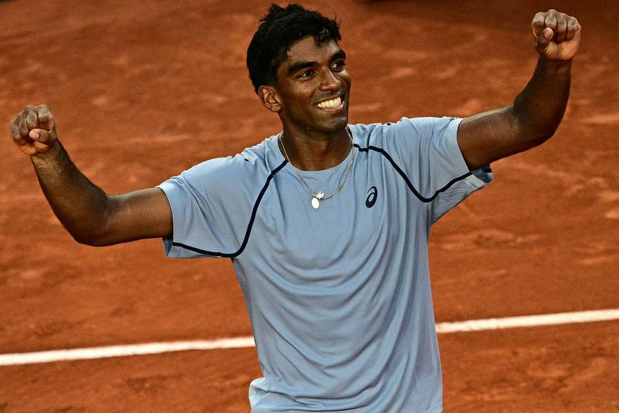 Nishesh Basavareddy comemora vitória história sobre o compatriota Fritz