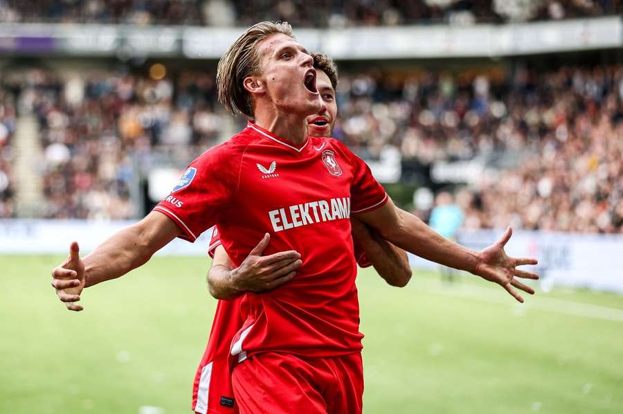 Sem Steijn is de clubtopscorer van FC Twente met negen competitietreffers Sem Steijn is de clubtopscorer van FC Twente met negen competitietreffers