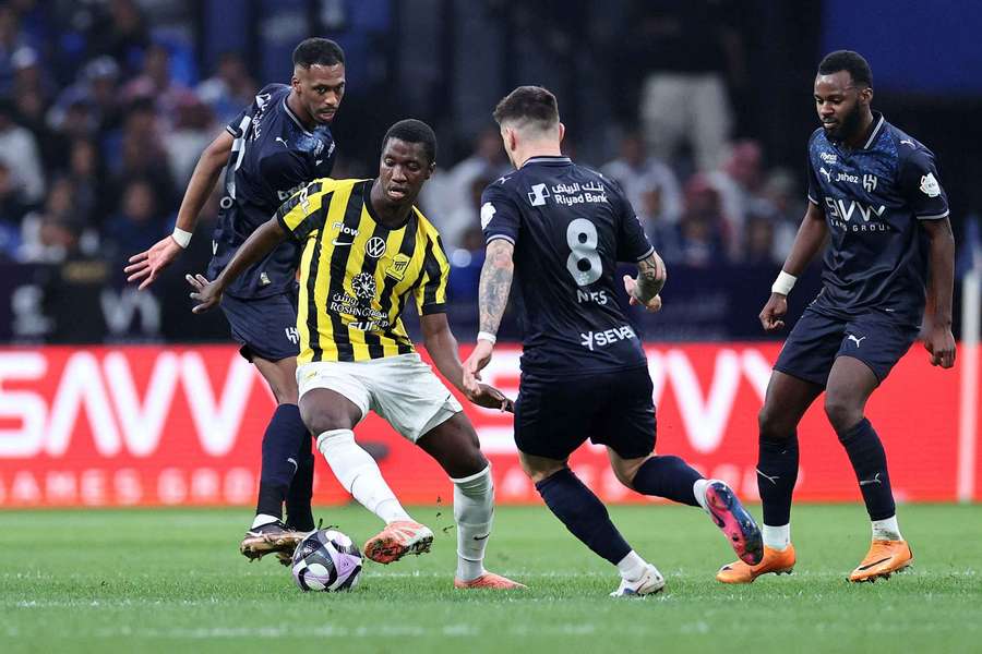 Al-Hilal não conseguiu aproveitar superioridade numérica