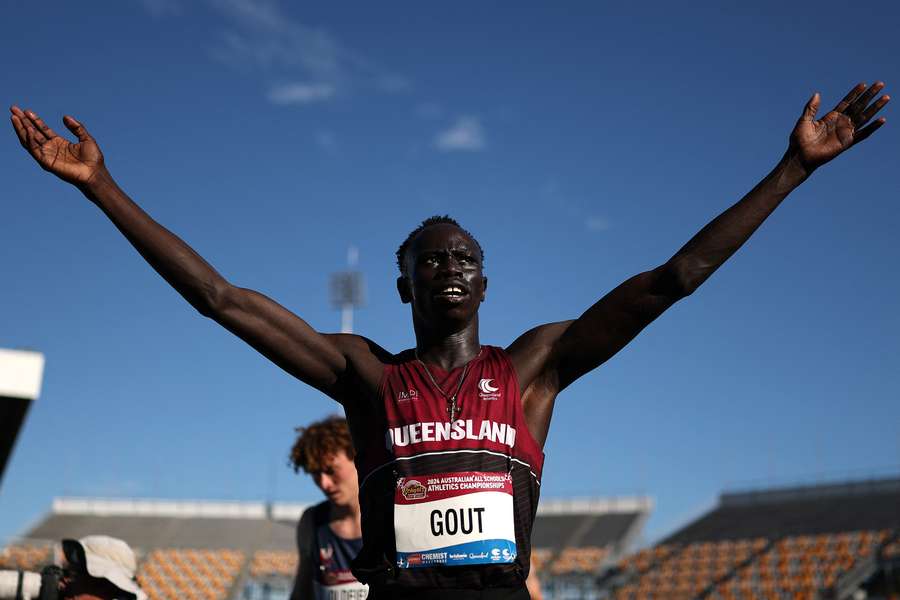 Gout Gout célèbre sa victoire dans la finale du 200m des moins de 18 ans dans un nouveau temps national de 20,04 secondes.