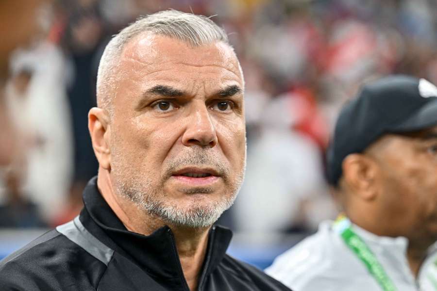 Cosmin Olăroiu a intervenit pentru copiii români blocați în Dubai