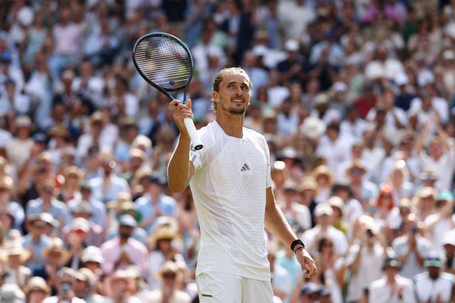 Alexander Zverev pierwszym finalistą Wimbledonu, pokonał rewelację gospodarzy Alexander Zverev pierwszym finalistą Wimbledonu, pokonał rewelację gospodarzy
