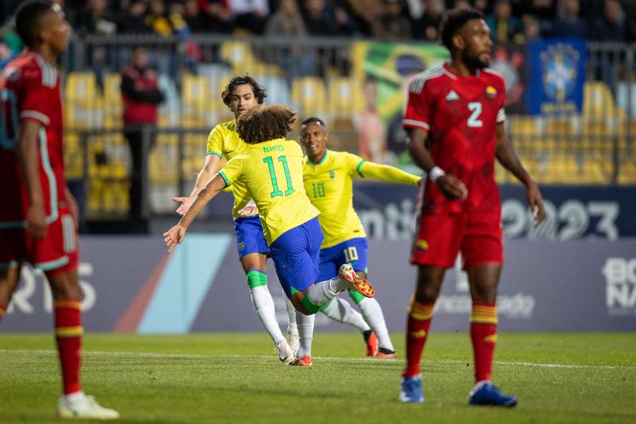 Brasil teve atuação consistente contra a Colômbia