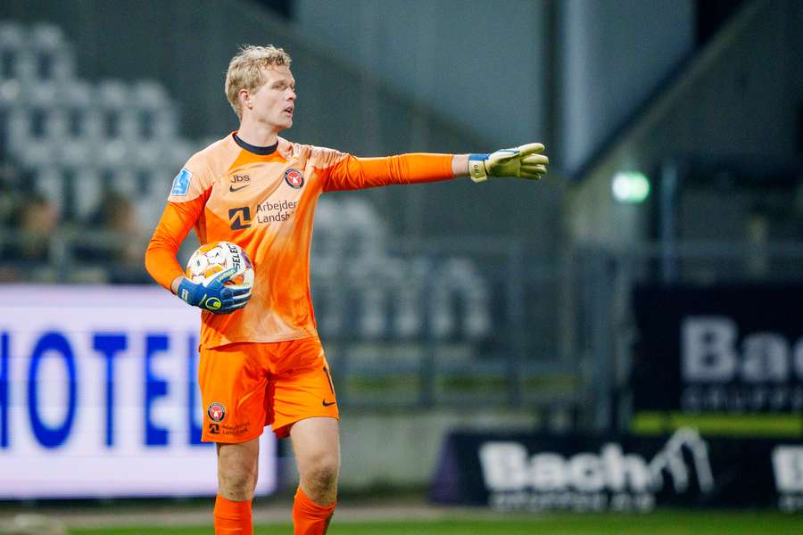 Jonas Lössl holdt clean sheet mod Viborg i mandagens kamp.