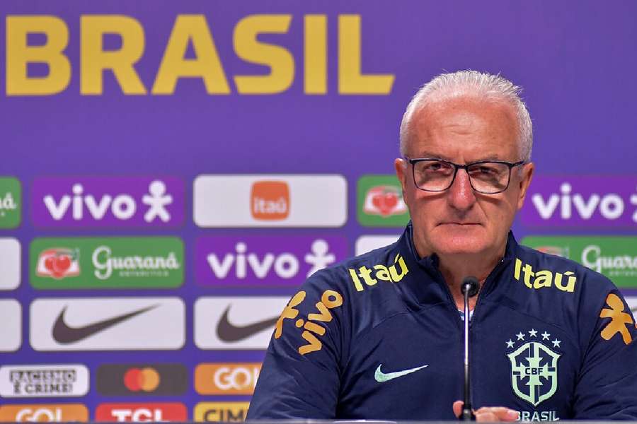 Dorival Júnior anunciou lista esta sexta-feira