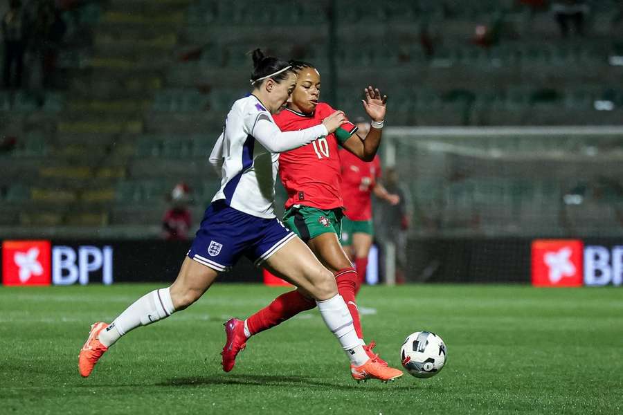 Jéssica Silva foi titular frente à Inglaterra