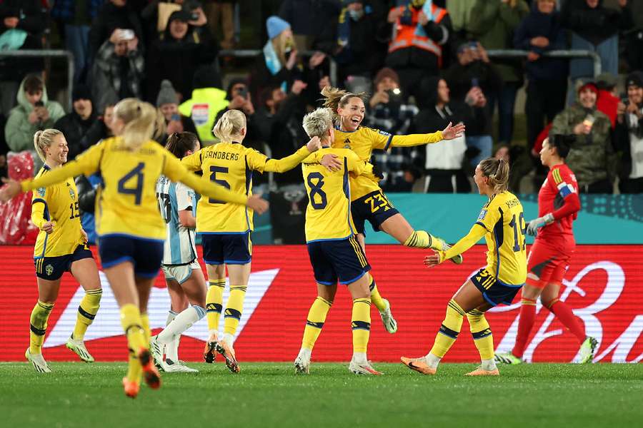 Sweden secured top spot in Group G with a 2-0 win over Argentina 