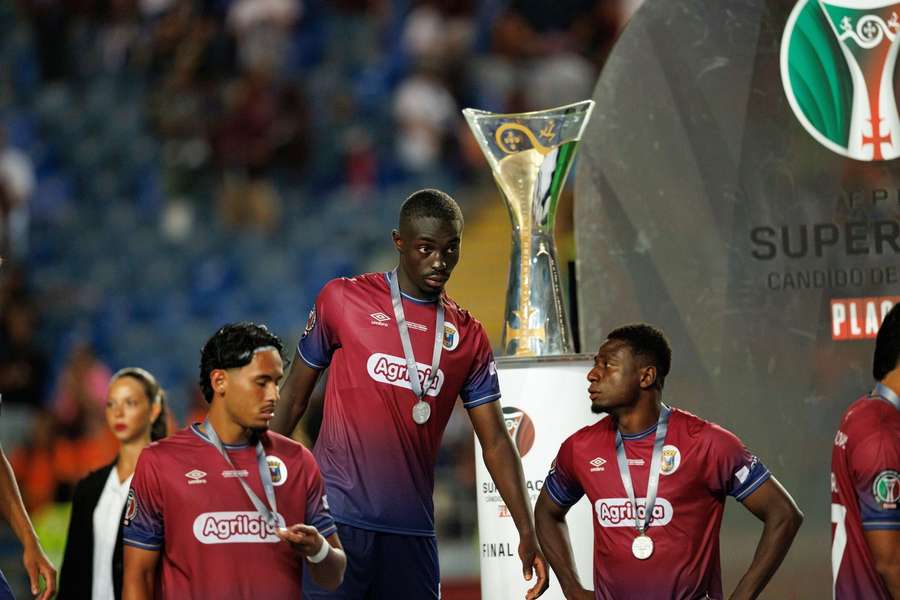 Torreense perdeu a Supertaça para o FC Porto Torreense perdeu a Supertaça para o FC Porto