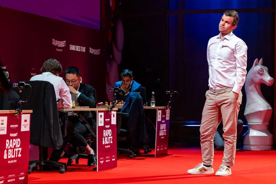 Carlsen se ha salido con la suya y Rusia y Bielorrusia seguirán fuera de la FIDE