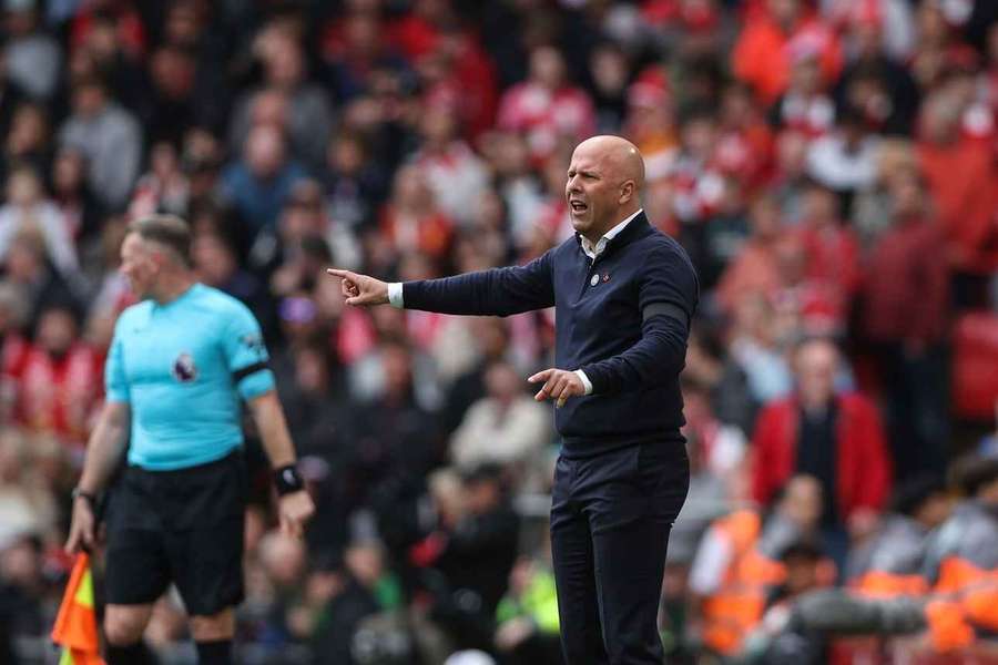 No need for big changes at Liverpool, says Slot