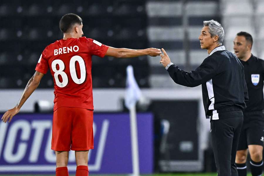 Breno saiu do banco para relançar o encontro