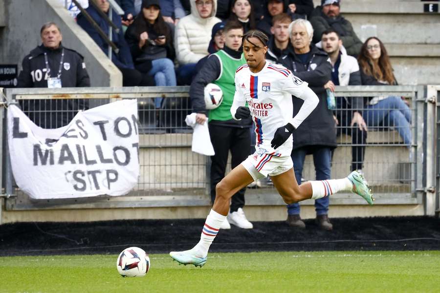 Bradley Barcola en pleine action contre Angers.