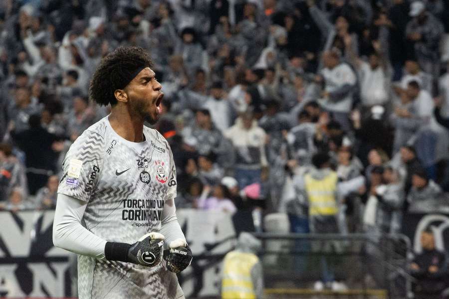 Hugo Souza é nome constante na Seleção Brasileira