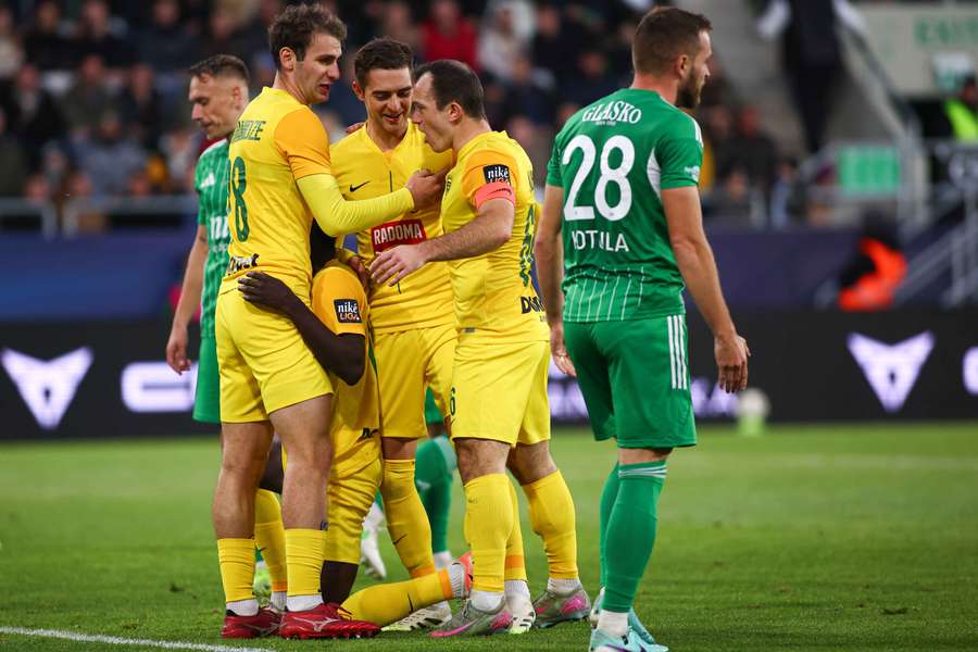 Žilina porazila nováčika na jeho pôde.