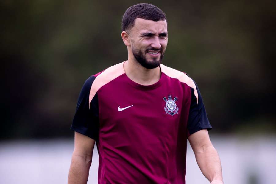 Zakaria Labyad é o novo meia do Corinthians Zakaria Labyad é o novo meia do Corinthians