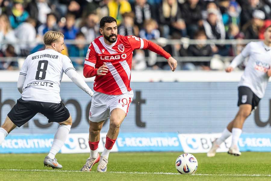 Tolcay Cigerci brachte die Lausitzer per Strafstoß in Führung (67.)
