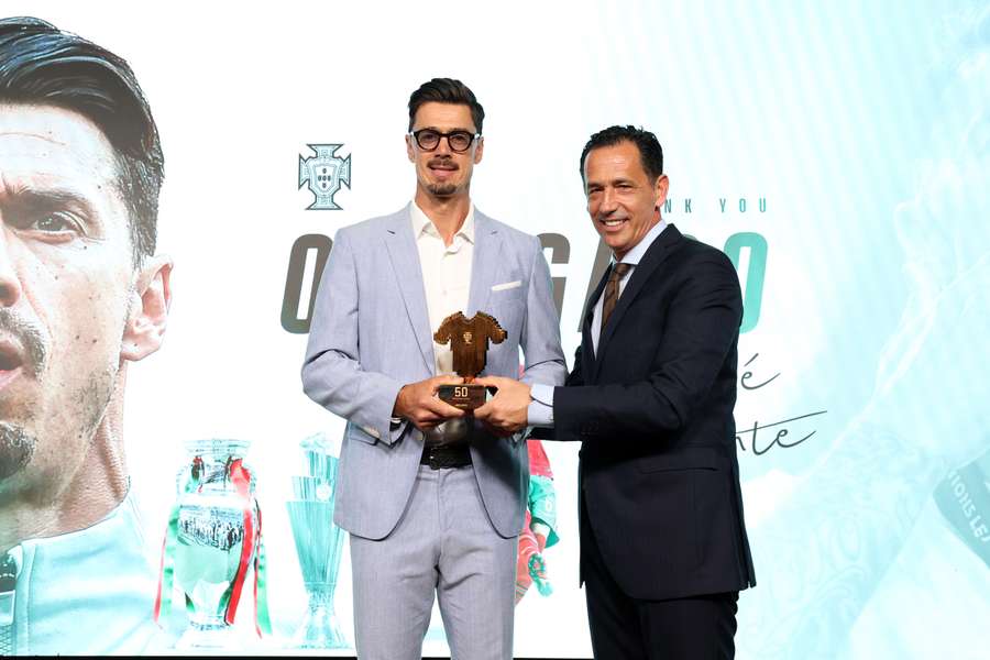 José Fonte com Pedro Proença José Fonte com Pedro Proença