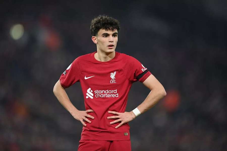 Stefan Bajcetic, médio espanhol de 19 anos do Liverpool