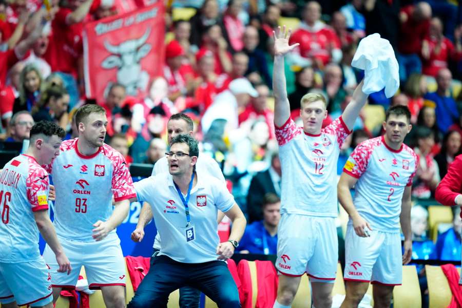 Po nieudanych występach Polska rozpoczyna turniej pocieszenia. Pierwszym rywalem Algieria