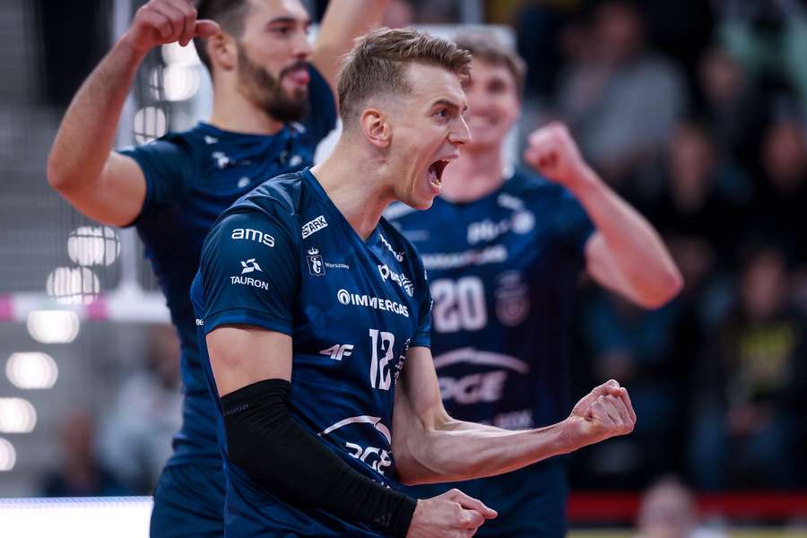 Projekt znów na czele PlusLigi, choć Barkom walczył. ZAKSA dogania Skrę po wygranym klasyku