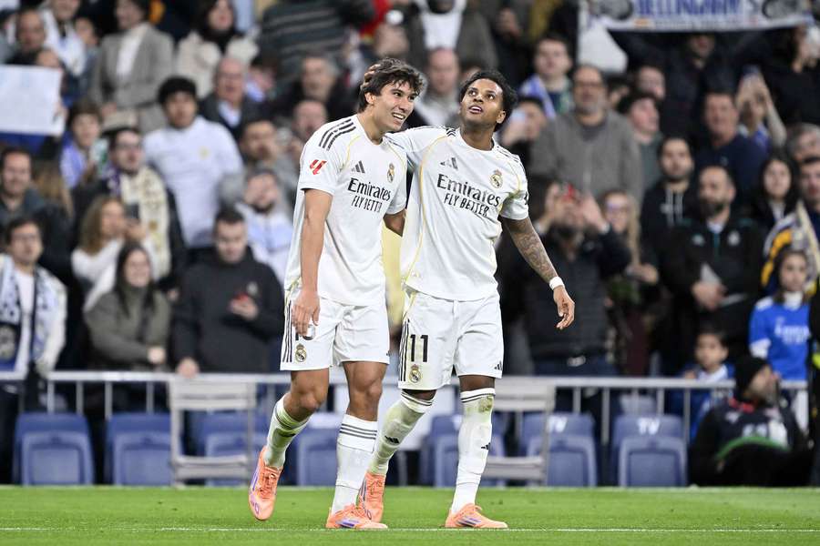 Gonzalo e Rodrygo festejam o triunfo do Real Madrid Gonzalo e Rodrygo festejam o triunfo do Real Madrid