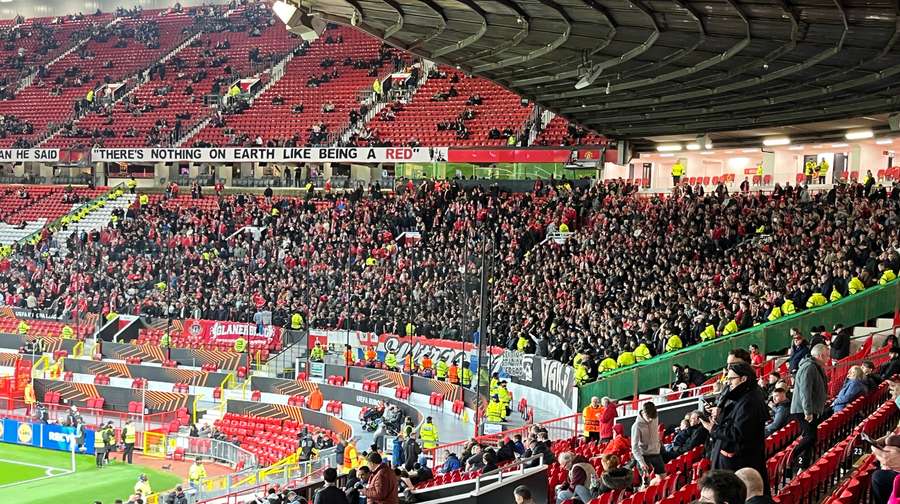 Twente away support